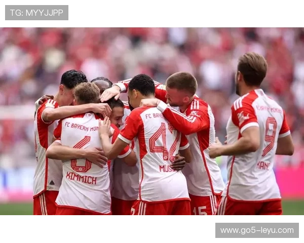 德甲榜首巅峰对决火花四溅