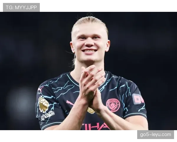 斯文·博特曼闪耀英超赛场，强势崛起成后防新星