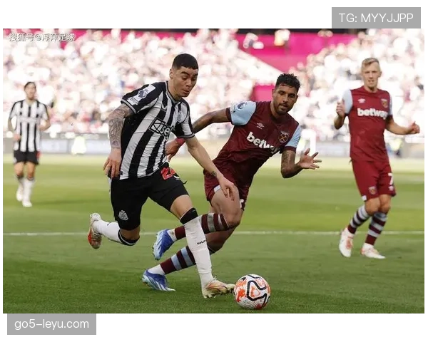 西汉姆联战术革新显成效，稳步迈向重返巅峰