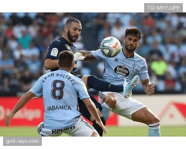 西甲外援排名出炉，明星球员表现稳健领衔本赛季最佳阵容